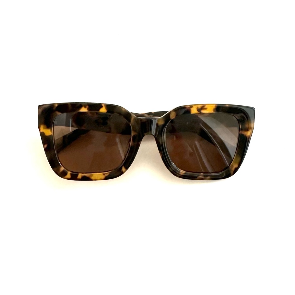 Sito Harlow Tortoise Frame Sunglasses
